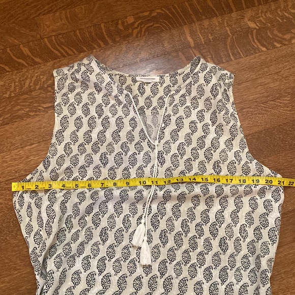 Patterned Coverup, Size XL - Picture 5 of 11